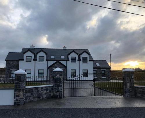 Belmullet Casa | Belmullet 4BR full house near town centre
