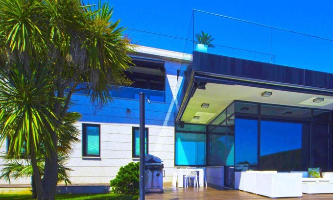 Sanxenxo Villa | Belvilla by OYO Villa Catro Faros