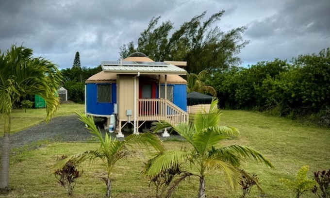 Discovery Harbour Cabaña | BenTiki's Yurt in Waiohinu
