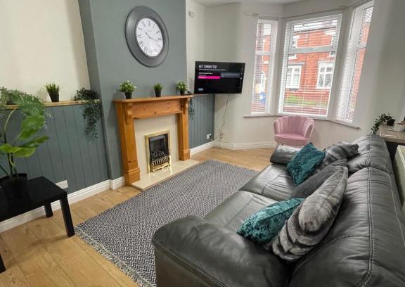 Crewe Casa | Bentley Place