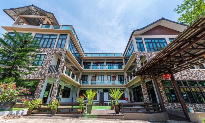 Teras Complejo | Bentong Eco Wellness Resort 14Room 69Pax by Verano Homestay