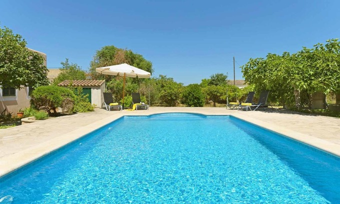 Maria de la Salut Casa | BeOnHolidays Villa Sa Fonera