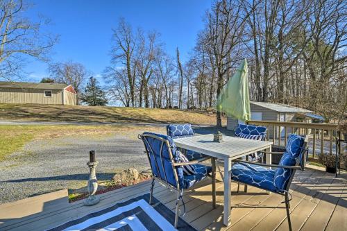Berkeley Springs Casa | Berkeley Springs Vacation Home with Fire Pit!