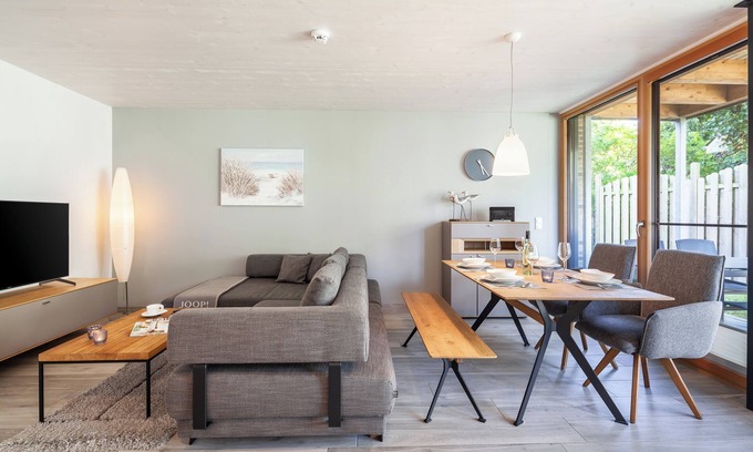 Busum Apartamento | Best Büsum - Antons Strandnest: terrace, 2 bedrooms, central & quiet