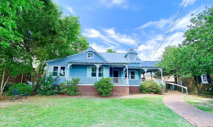 Edenton Casa | BEST location in Historic Downtown Edenton!