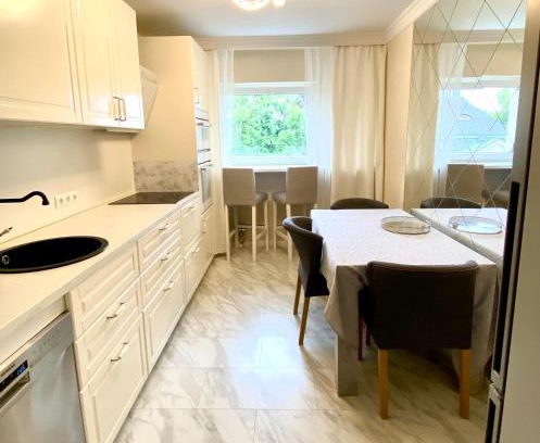 Mitte Apartamento | Best location! Park, Casino, Theatre!