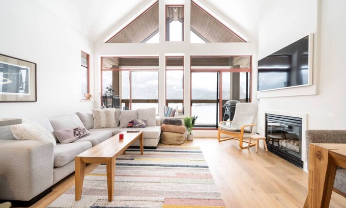 Whistler Apartamento | Best View in Whistler - Paradise at Nicklaus North