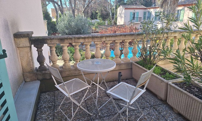 Route d'Arles Hotel | Best Western l'Orangerie