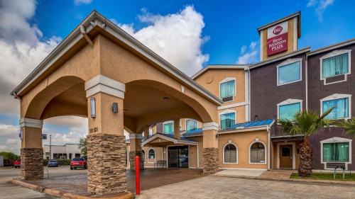 North Shore Hotel | Best Western Plus Heritage Inn & Suites Houston East