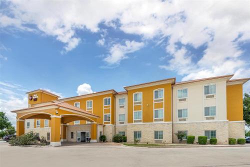 Converse Hotel | Best Western Plus San Antonio East Inn & Suites