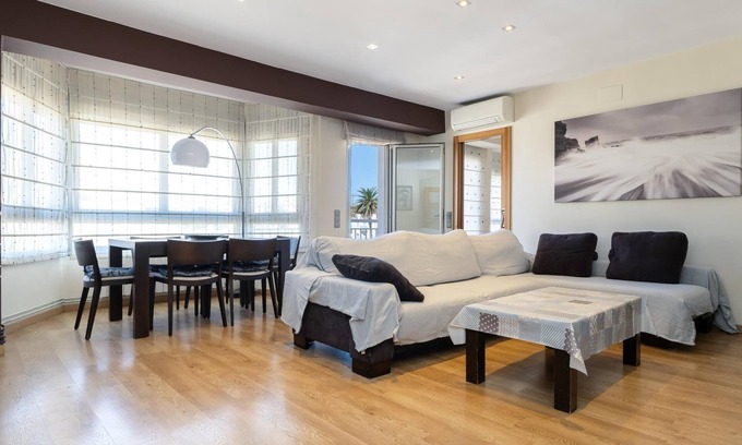 Costa Dorada Apartamento | Apartamento amplio a 300m puerto deportivo y playa