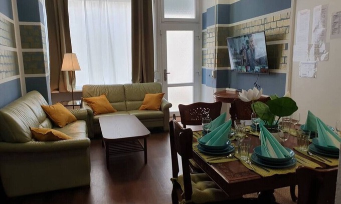 Rummelsburg Apartamento | Big & Cozy Central Lichtenberg City Apartment