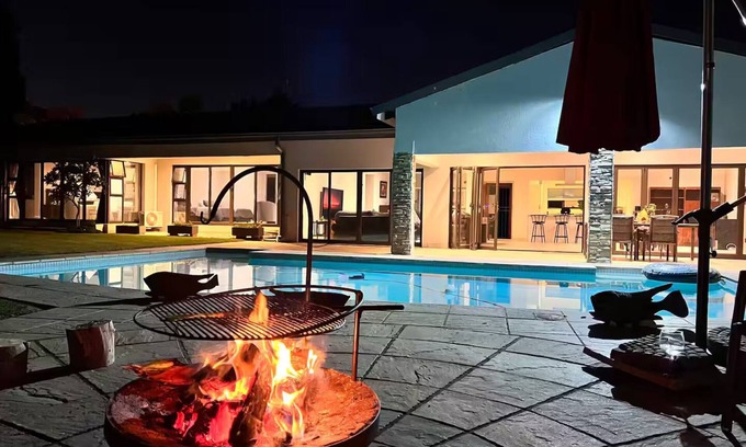 Greater Johannesburg Metropolitan Area Casa | Big Family Home Pool Solar Space to breathe