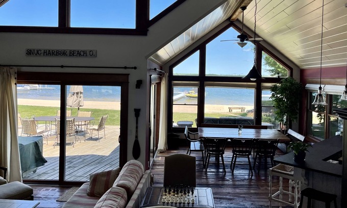 Baldwin Casa | Big Star Lake House - all seasons, lake front vacations