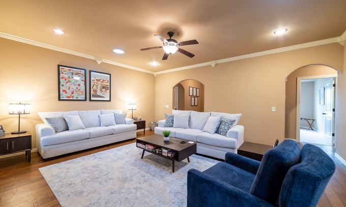 Bentonville - Fayetteville Casa | Bikers Paradise , Trails, Promenade Mall, AMP, Restaurants, and Top Golf