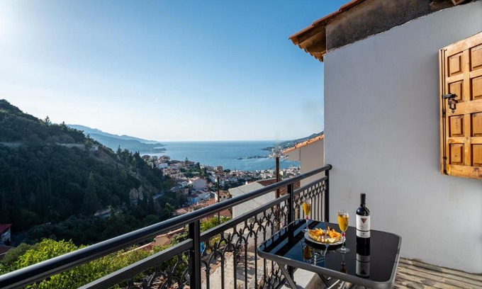 Vathi Casa | Billy's Stonehouse