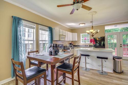 Biloxi Casa | Biloxi Home Walk to Fishing and 2 Mi to Beach!