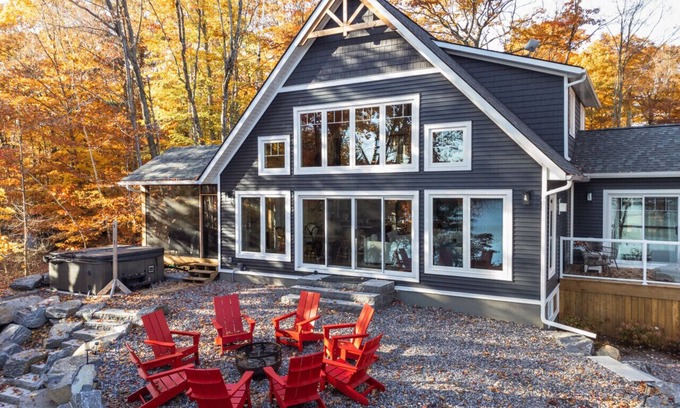 Georgian Bay Apartamento | Birch Bay Lakehouse - Luxury Cottage with Hot Tub