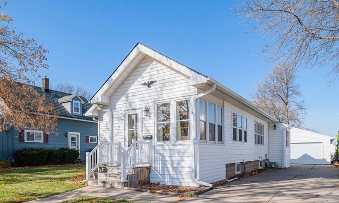 Kimberly Casa | Birch Summary: ✦ 20 m