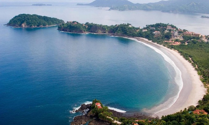 Playa Flamingo Condominio | Birds-eye Ocean View in Nicely Priced Top-floor Unit in Flamingo