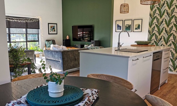 Lynmore Casa | Birdsong Lodge - a delightful Rotorua escape