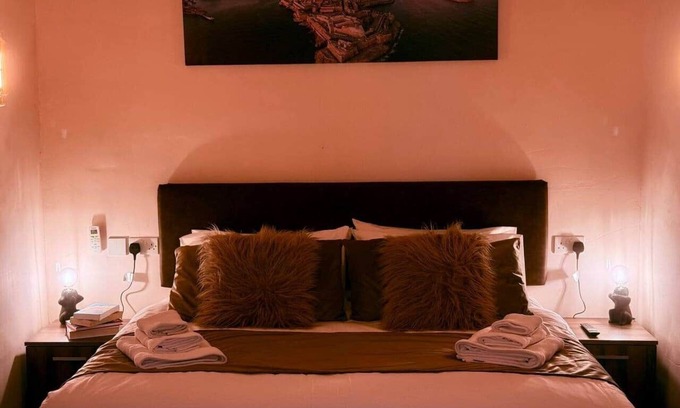 Madliena Casa | Birgu Square Charm-King Bed 180c