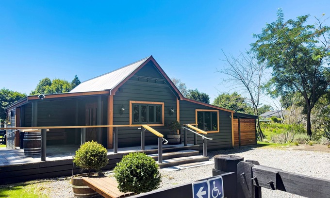 Havelock North Casa | Black Cottage Boutique Accommodation
