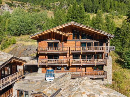 Les Brevieres Chalet De Esquí | Black Diamond - Chalet Charlie