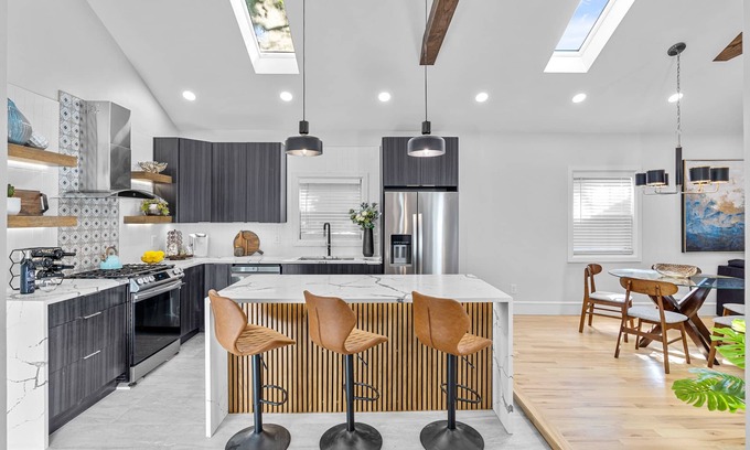 Washington Park Casa | Black Swan House- ATL Lux Living