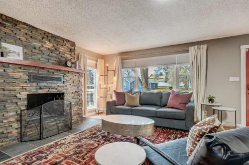 Colorado Springs Casa | Blackstone Trails Downtown w BBQ & Fire Pit