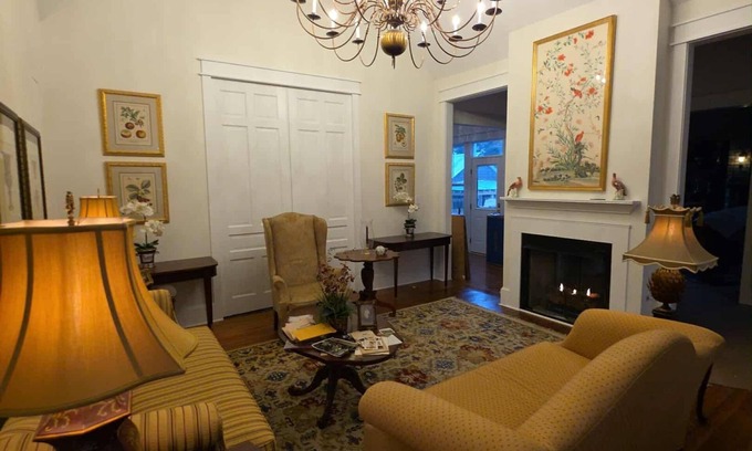 Barhamsville Casa | Blisland, Est. 1749.