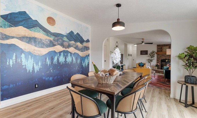 Burdett Casa | Blissfull cottage with Hot Tub and rolling hills!