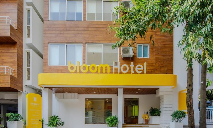 Domlur Hotel | Bloom Hotel - HAL Old Airport Rd