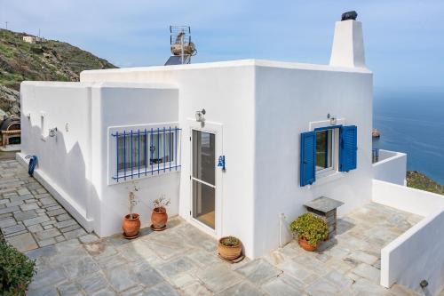 Kea Casa | Blue and White