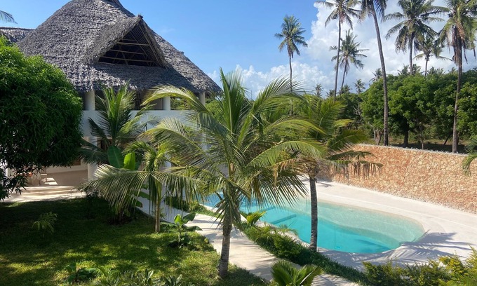 Watamu Cama Y Desayuno | BLUE DIAMOND VILLA WATAMU
