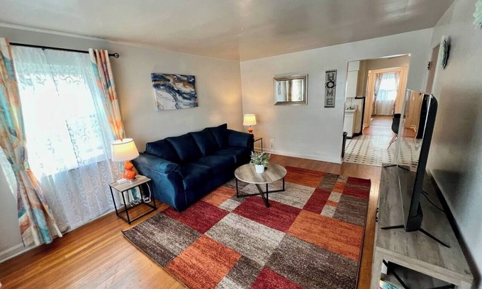 Westwood Apartamento | Blue Elegance 1Bdrm Apt 15 Min to UC Medical