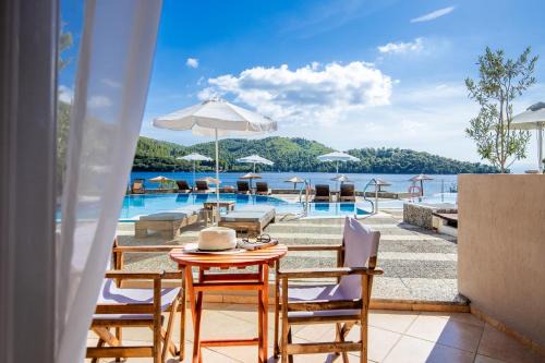 Panormos Complejo | Blue Green Bay