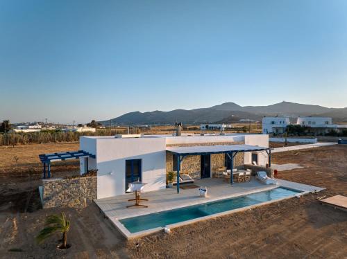 Paros Casa | Blue & Green in luxury