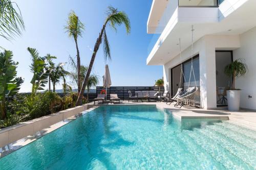 Petaloudes Villa | Blue Hills Villa