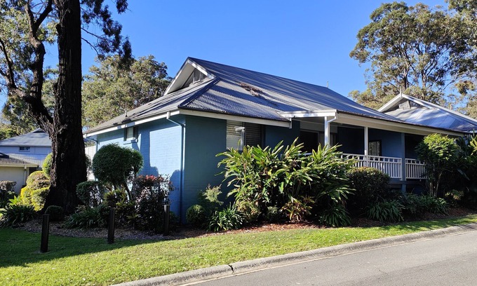 Cams Wharf Villa | Blue Lago at Raffertys Resort