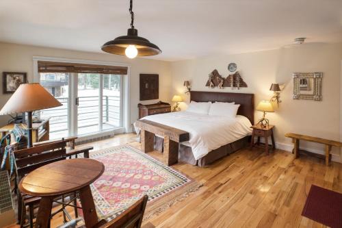 Mountain Village Apartamento | Blue Mesa Lodge 23C by AvantStay Functional Ski InSki Out Studio w Balcony in Great Location