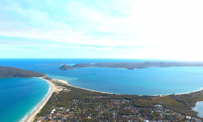 Hawks Nest Casa | Blue Paradise on Coorilla