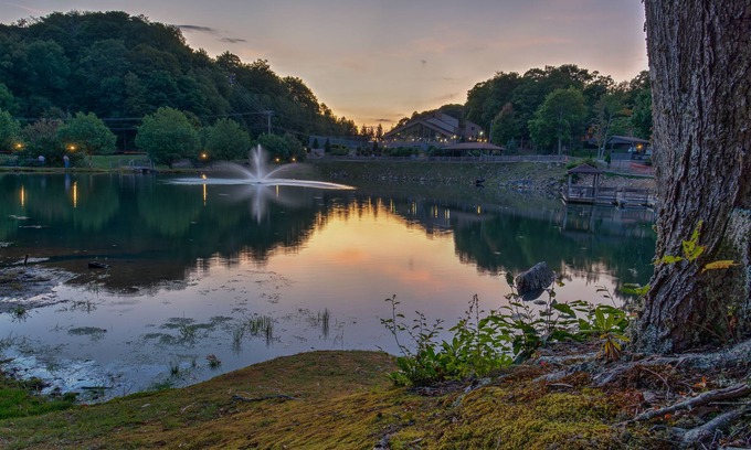 Banner Elk Villa | Blue Ridge Village - Banner Elk - Villa de 2 habitaciones