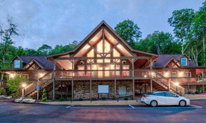 Banner Elk Villa | Blue Ridge Village (Banner Elk) - 2 Bedroom Villa