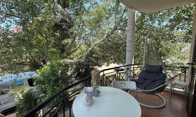 Nikita Apartamento | Blue Seashell Apartment - Comfortable Maisonette Just 30m From the Beach in Niki