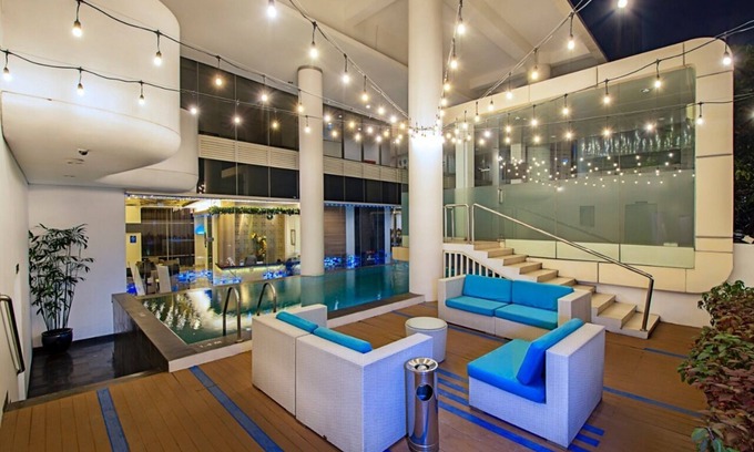 Petamburan Hotel | Blue Sky Hotel Petamburan