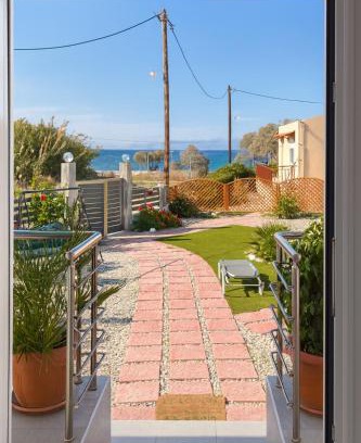 Soroni Casa | Blue waves house 1