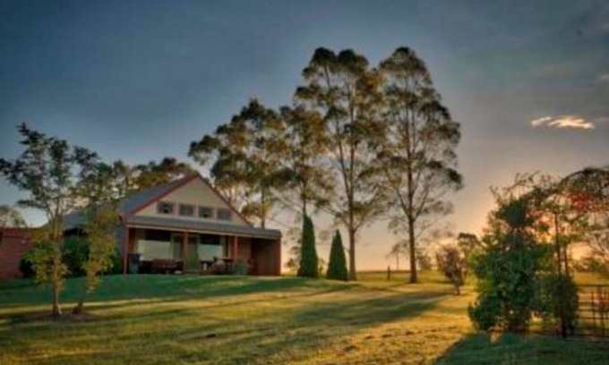 Lovedale Chalet De Esquí | Bluebush Estate - The Chalet - Stunning Country Views - Sleeps 10