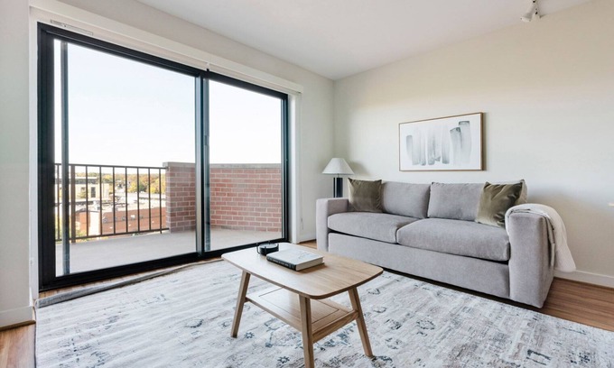 Court House Apartamento | Blueground | Clarendon, fitness center, nr Pentagon