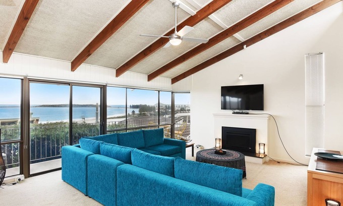 McCracken Casa | Bluffview Lookout at Victor - ¡mira las ballenas! Wi-Fi gratis